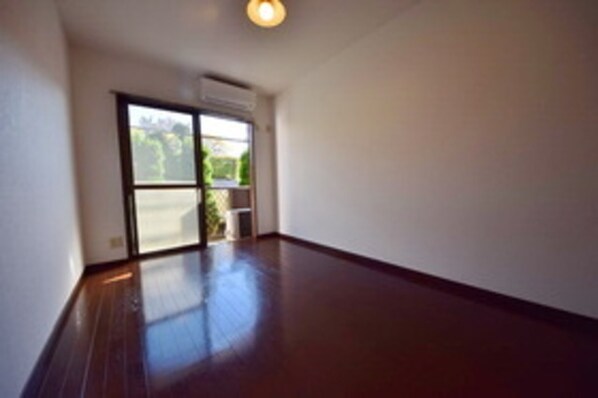 アドニスウエストの物件内観写真